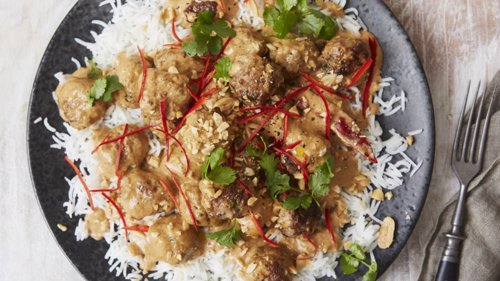 Meatball Massaman Curry  - The Spice Tailor UK