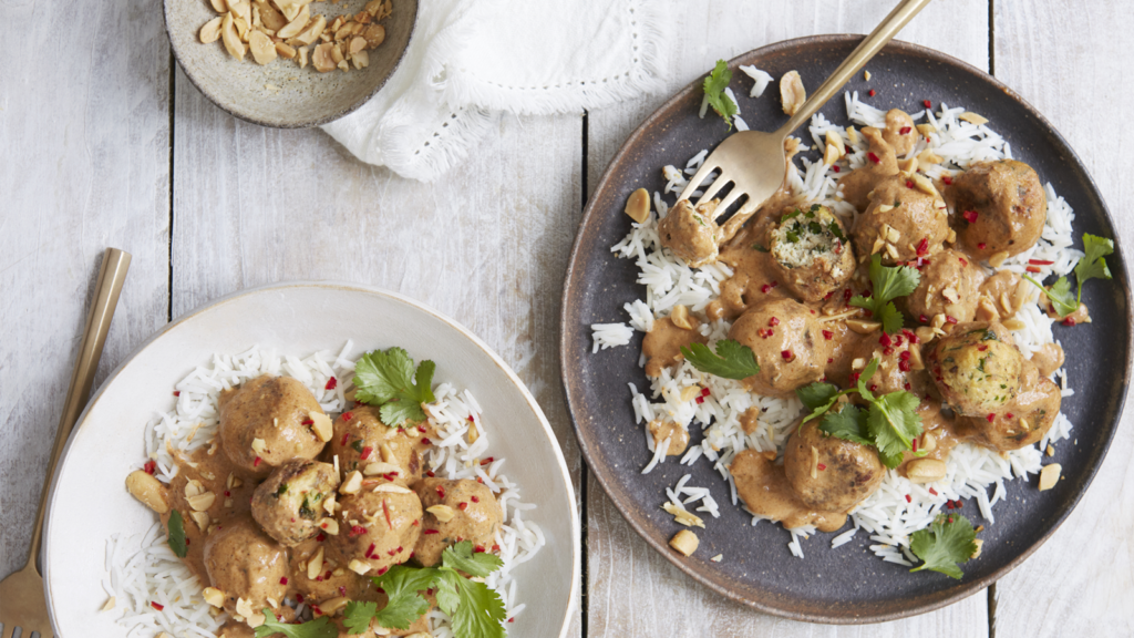 Tofu and Vegetable Neatball Massaman Curry  - The Spice Tailor UK
