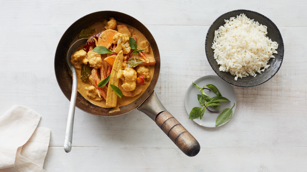 Thai Red Vegetable Curry  - The Spice Tailor UK